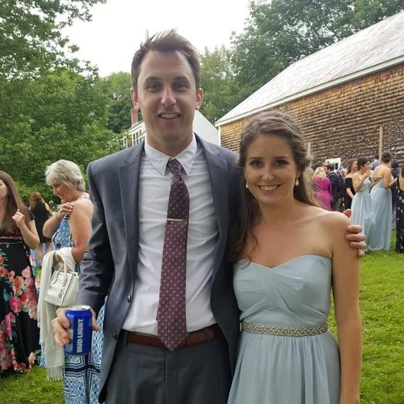 Meet your Posher, Caitlin - Picture 1 of 1